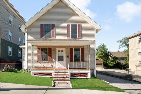 25 Adams St, Woonsocket, RI 02895 photo 1