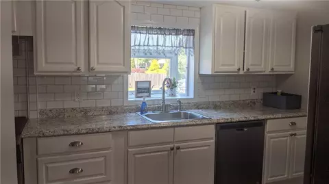 55 Abbott Ave, Warwick, RI 02886 photo 12