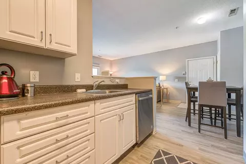 98 Mill St #204, Woonsocket, RI 02895 photo 11