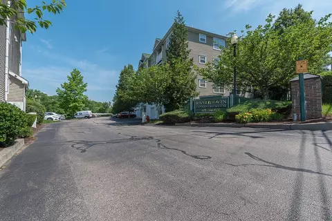 98 Mill St #204, Woonsocket, RI 02895 photo 3