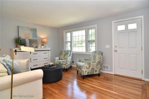 155 Rodney Rd, Warwick, RI 02889 photo 3