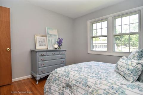 155 Rodney Rd, Warwick, RI 02889 photo 9