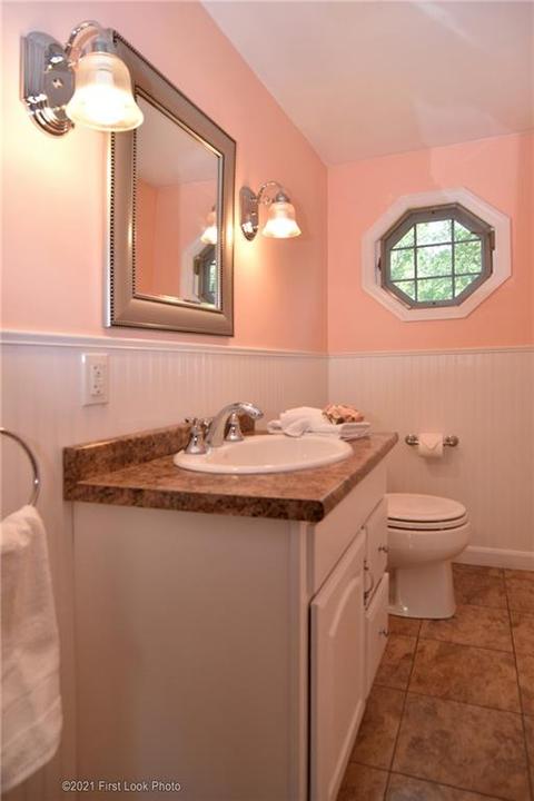 155 Rodney Rd, Warwick, RI 02889 photo 14