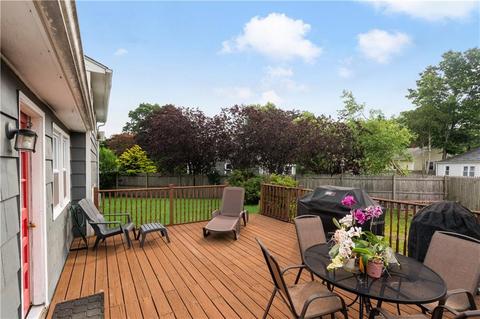 70 Sandro Dr, Warwick, RI 02886 photo 24