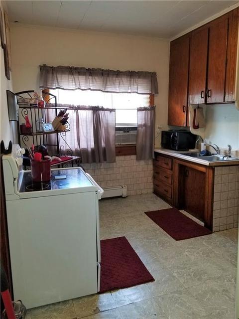 890 Park Ave, Woonsocket, RI 02895 photo 8