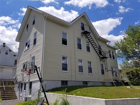 890 Park Ave, Woonsocket, RI 02895 photo 17