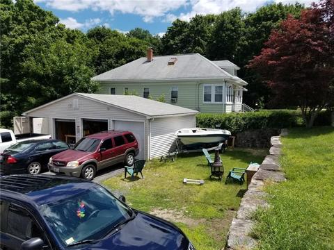 890 Park Ave, Woonsocket, RI 02895 photo 16