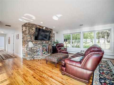 90 Thompson Rd, Thompson, CT 06277 photo 29