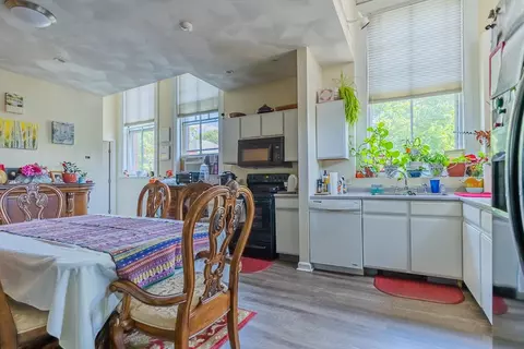 388 Vose St #4, Woonsocket, RI 02895 photo 7
