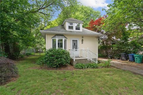 27 Cliff Rd, Warwick, RI 02889 photo 2