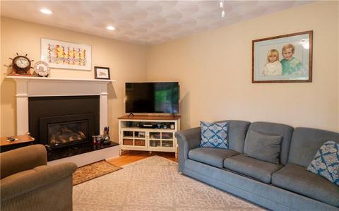 241 Compton View Dr, Middletown, RI 02842 photo 19