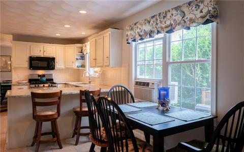 241 Compton View Dr, Middletown, RI 02842 photo 16