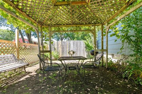 15 Fifth Ave, Warwick, RI 02888 photo 2