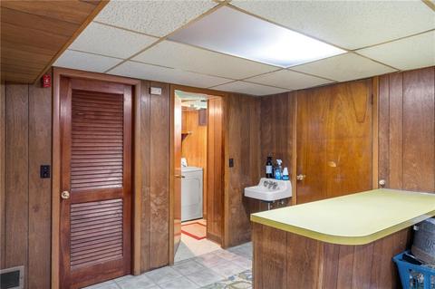 15 Fifth Ave, Warwick, RI 02888 photo 14