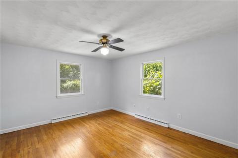 15 Fifth Ave, Warwick, RI 02888 photo 9