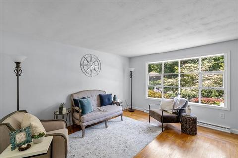 15 Fifth Ave, Warwick, RI 02888 photo 3