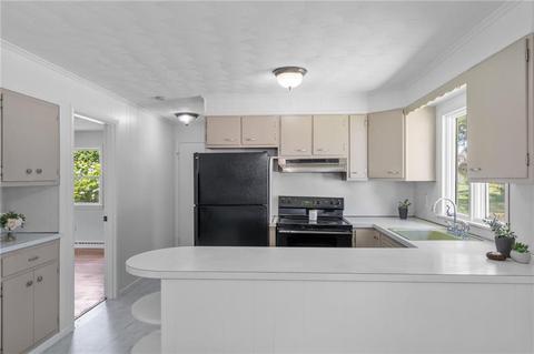 15 Fifth Ave, Warwick, RI 02888 photo 6