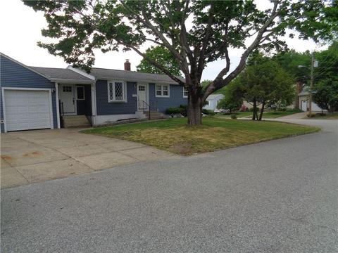 5 Monterey Rd, Warwick, RI 02889 photo 2