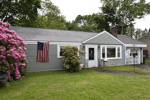 76 Aurora Dr, Warwick, RI 02889 photo 11