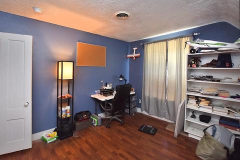 47 Prospect St, Woonsocket, RI 02895 photo 21