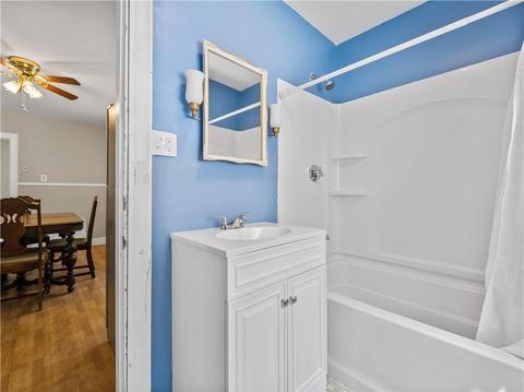 52 Bartlett St, Woonsocket, RI 02895 photo 12
