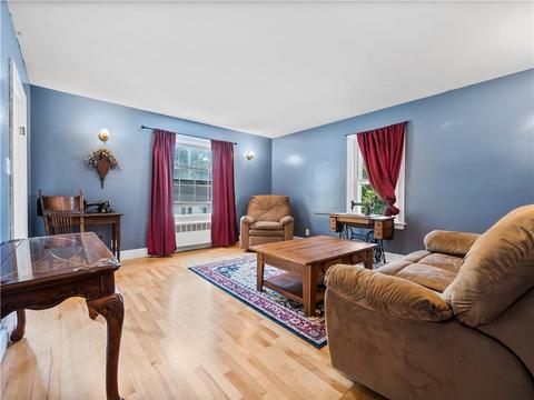 52 Bartlett St, Woonsocket, RI 02895 photo 7