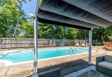 4 Quinlan Ct, Warwick, RI 02886 photo 18