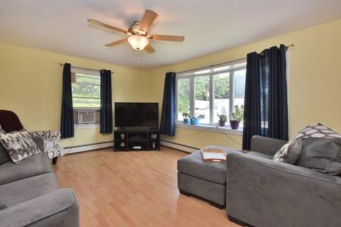 288 Aylsworth Ave, Woonsocket, RI 02895 photo 6