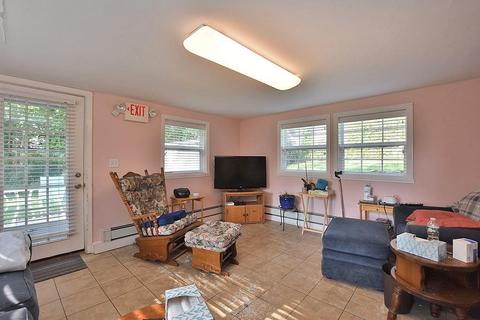 288 Aylsworth Ave, Woonsocket, RI 02895 photo 13
