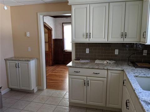37 Crest Ave, Warwick, RI 02886 photo 7
