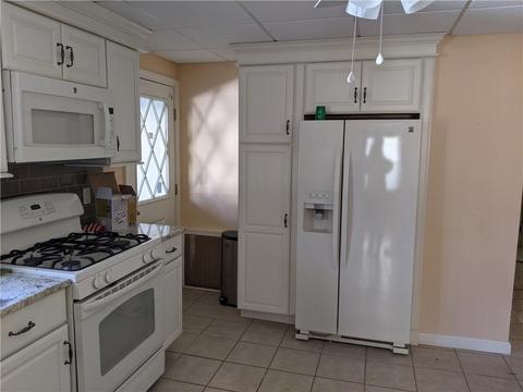 37 Crest Ave, Warwick, RI 02886 photo 8