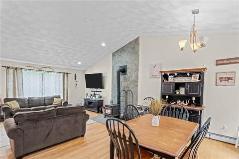 6 Lees Ln, Glocester, RI 02814 photo 6