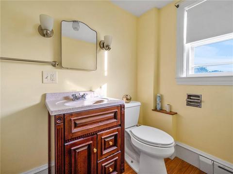 17 Baltimore Ave, Warren, RI 02885 photo 22