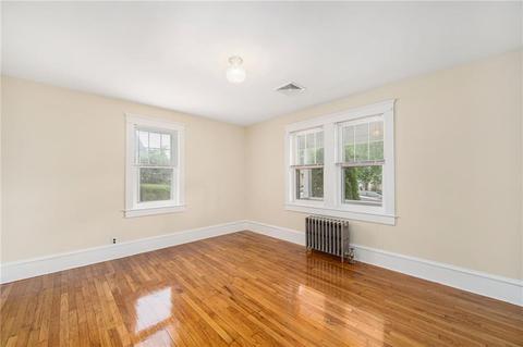 271 Palace Ave, Warwick, RI 02886 photo 11