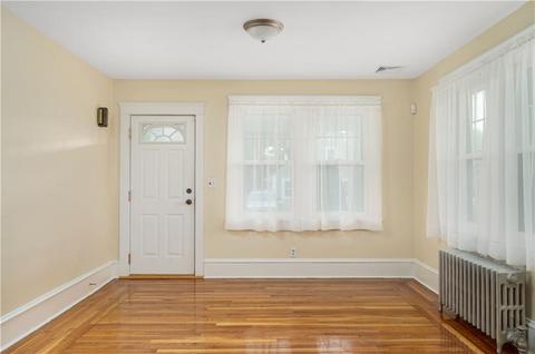 271 Palace Ave, Warwick, RI 02886 photo 5