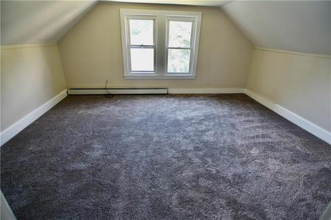 135 Seamans St, Woonsocket, RI 02895 photo 8