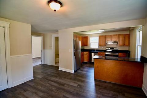 135 Seamans St, Woonsocket, RI 02895 photo 2