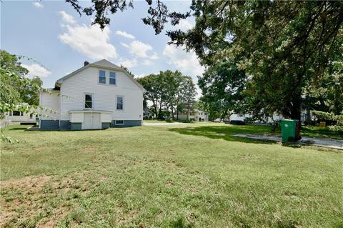 135 Seamans St, Woonsocket, RI 02895 photo 12