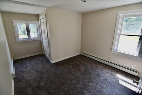 135 Seamans St, Woonsocket, RI 02895 photo 6
