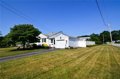 89 Glenbrook Rd, Warwick, RI 02889 photo 3