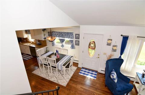 89 Glenbrook Rd, Warwick, RI 02889 photo 12