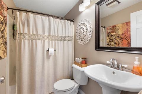 2000 W Shore Rd, Warwick, RI 02889 photo 13