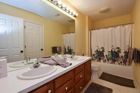 208 Castle Rocks Rd, Warwick, RI 02886 photo 15