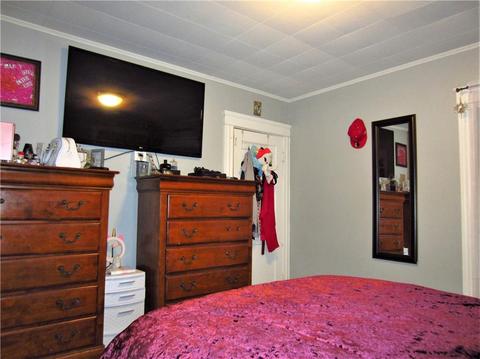 40 Monroe St, Woonsocket, RI 02895 photo 21