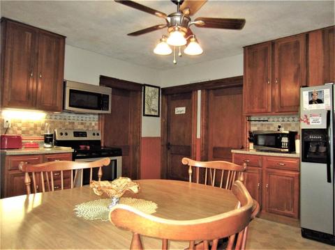 40 Monroe St, Woonsocket, RI 02895 photo 8