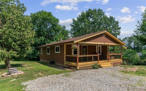14 Pond View Rd, Plainfield, CT 06354 photo 4