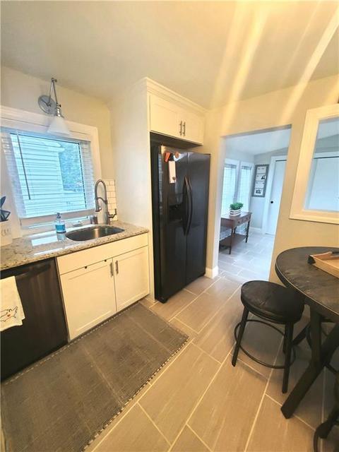 39 Link St, Warwick, RI 02886 photo 6