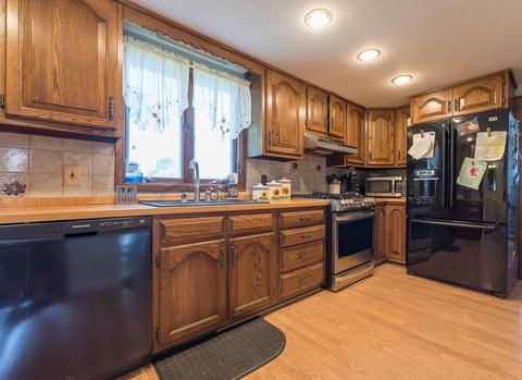 277 Nursery Ave, Woonsocket, RI 02895 photo 7
