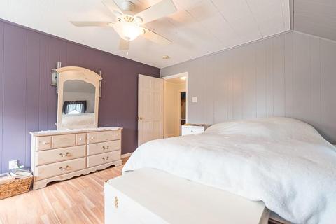 277 Nursery Ave, Woonsocket, RI 02895 photo 18