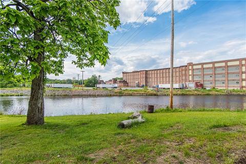 245 Sayles St, Woonsocket, RI 02895 photo 6